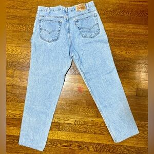 Levi’s Relaxed Fit 540s